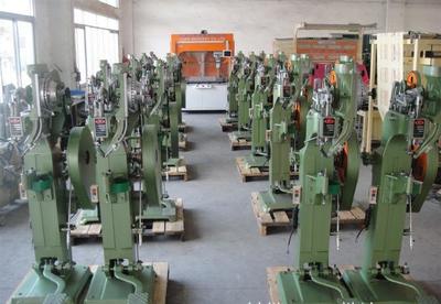 汽车离合器片铆钉机 现机供货，一站式满足您的生产与采购需求